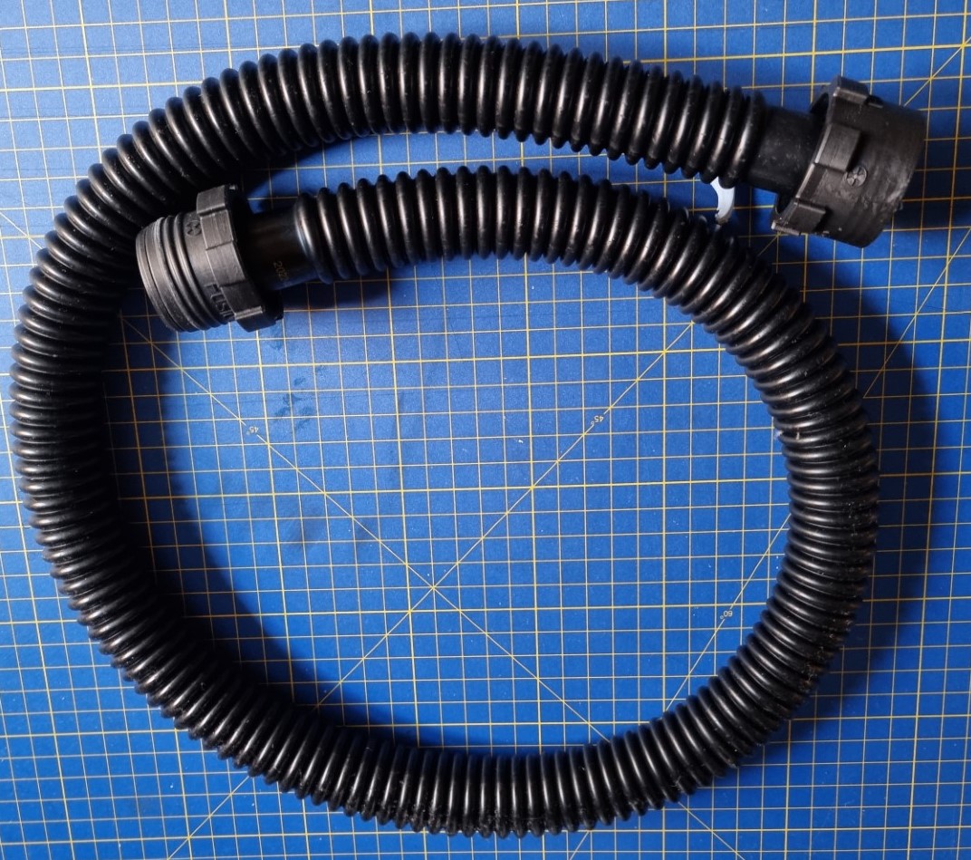 Rubber Medical Grade Hose Assm. 150cm/60" (Black)